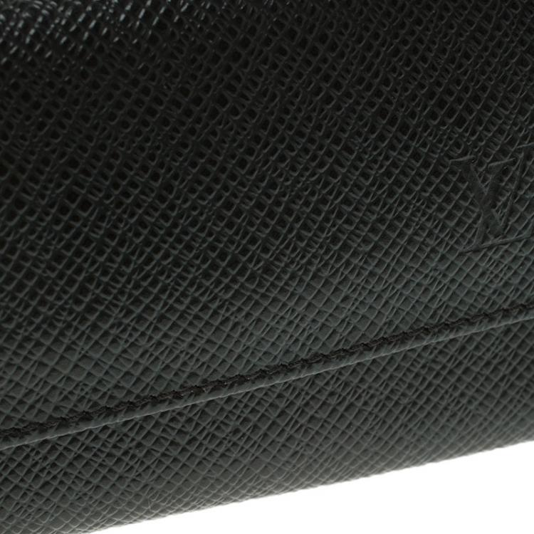 Pre Owned Louis Vuitton Black Taiga Leather 6 key Holder