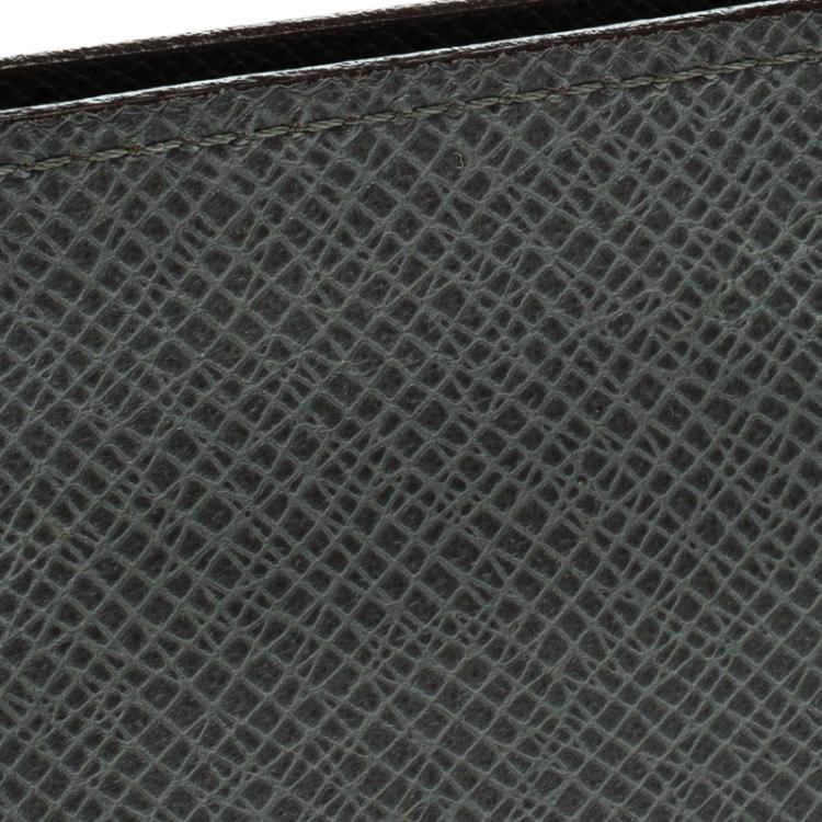 Pre Owned Louis Vuitton Grey Taiga Leather Card Holder