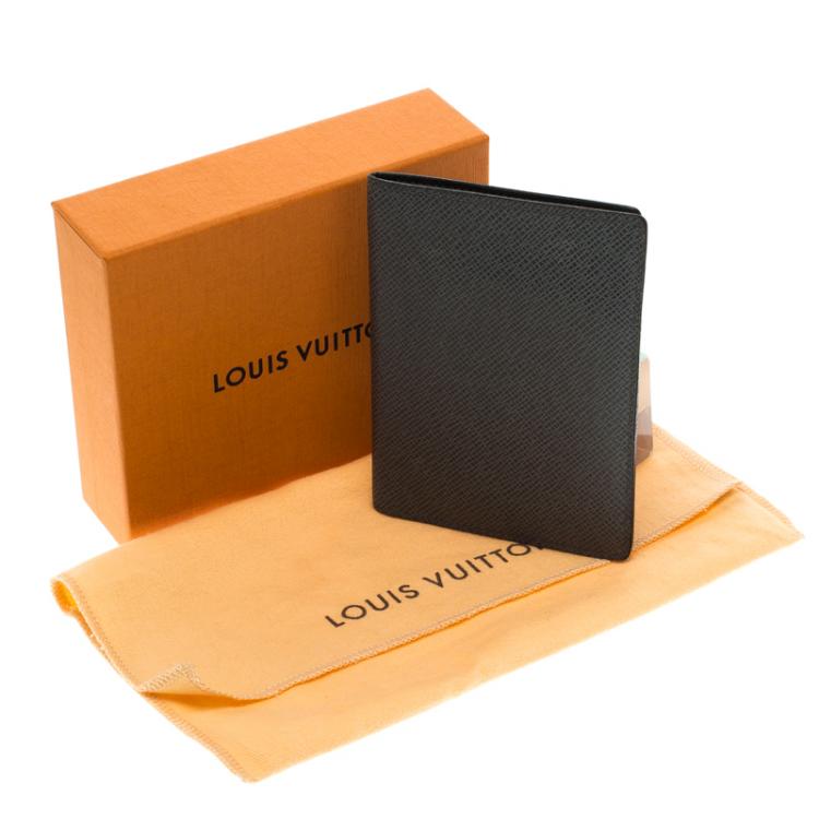 Pre Owned Louis Vuitton Grey Taiga Leather Card Holder