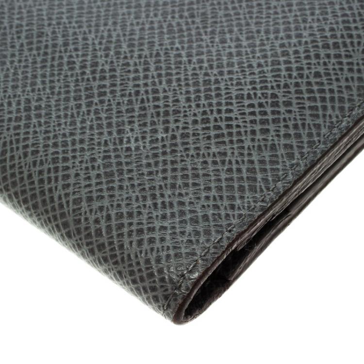 Pre Owned Louis Vuitton Grey Taiga Leather Card Holder