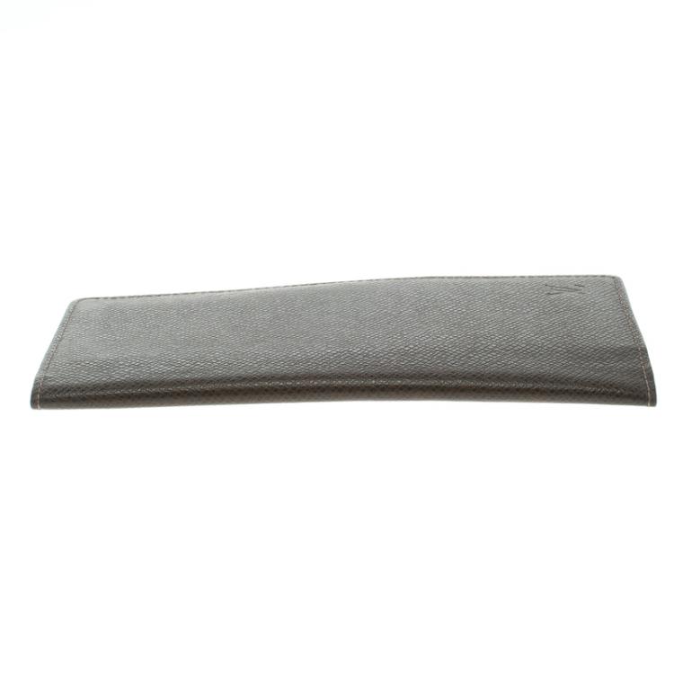 Pre Owned Louis Vuitton Brown Taiga Leather Obsolete Long Wallet