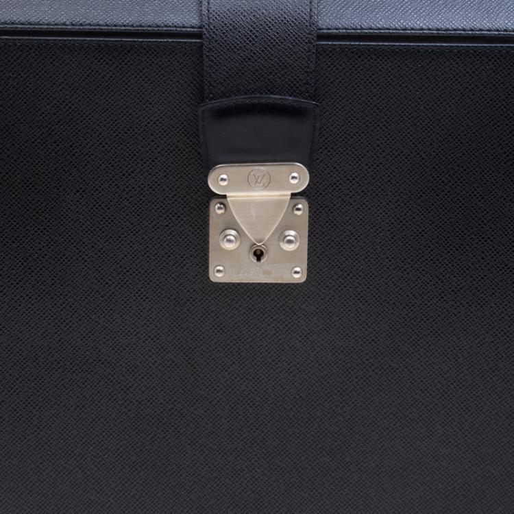 Pre Owned Louis Vuitton Black Taiga Leather Serviette Fermoir Briefcase 