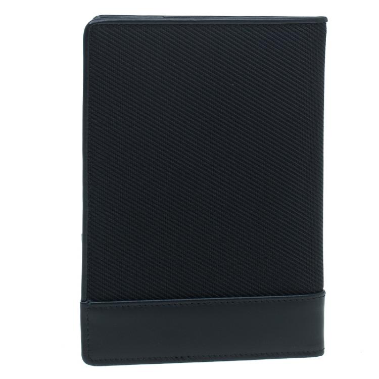 مملوكة مسبقًا Montblanc Black Meisterstück Leather Nightflight Passport Holder