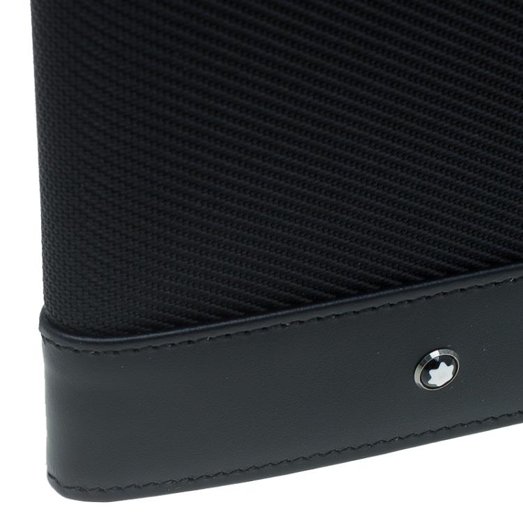 مملوكة مسبقًا Montblanc Black Meisterstück Leather Nightflight Passport Holder