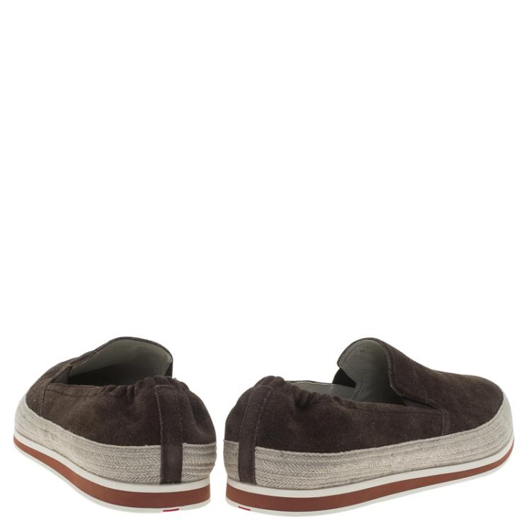 مملوكة مسبقًا Prada Sport Brown Suede Espadrille Sneakers Size 41.5