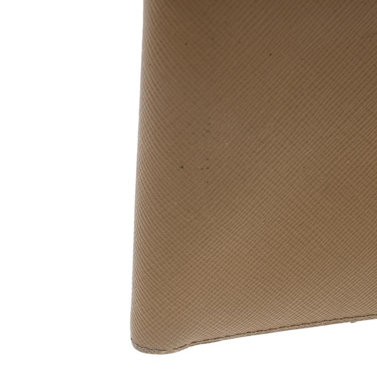 Pre Owned Prada Camel American Saffiano Bi-Fold Corner Wallet