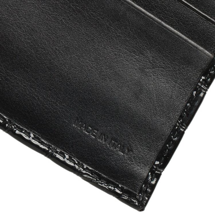 Pre Owned Prada Black Crocodile Embossed Patent Bi-Fold Wallet