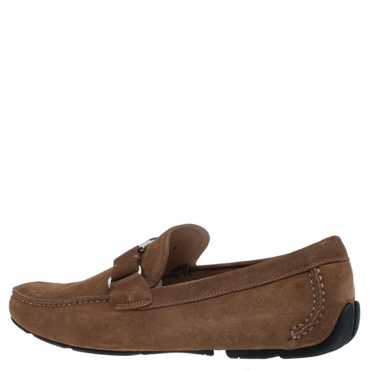 مملوكة مسبقًا Salvatore Ferragamo Brown Suede Ornamented Moccasins Size 42