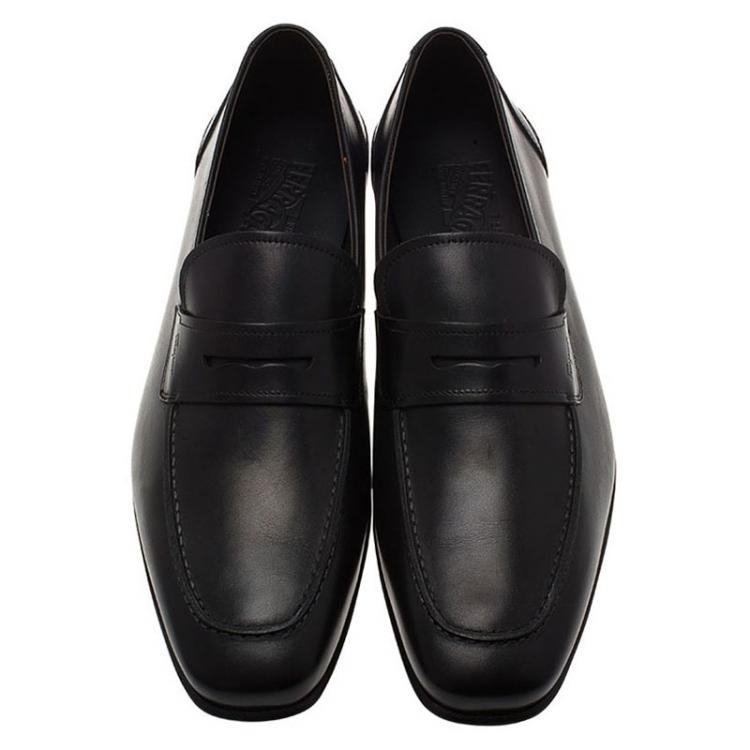 مملوكة مسبقًا Salvatore Ferragamo Black Leather Napoleone Penny Loafers Size 42.5