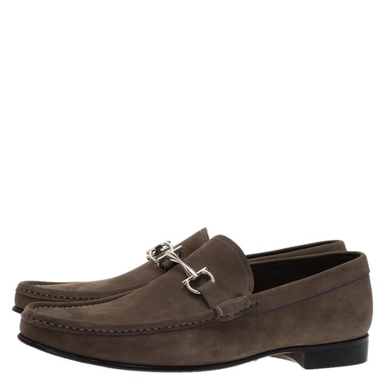 مملوكة مسبقًا Salvatore Ferragamo Brown Nubuck Maurice Gancio Bit Loafers Size 43
