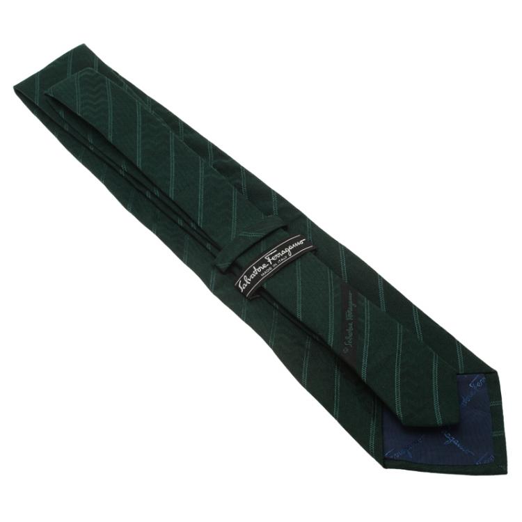 Pre Owned Salvatore Ferragamo Green Striped Silk Tie