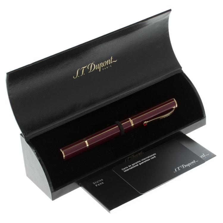 Pre Owned S.T. Dupont Red Lacquer and Yellow Gold Plated Rollerball Pen