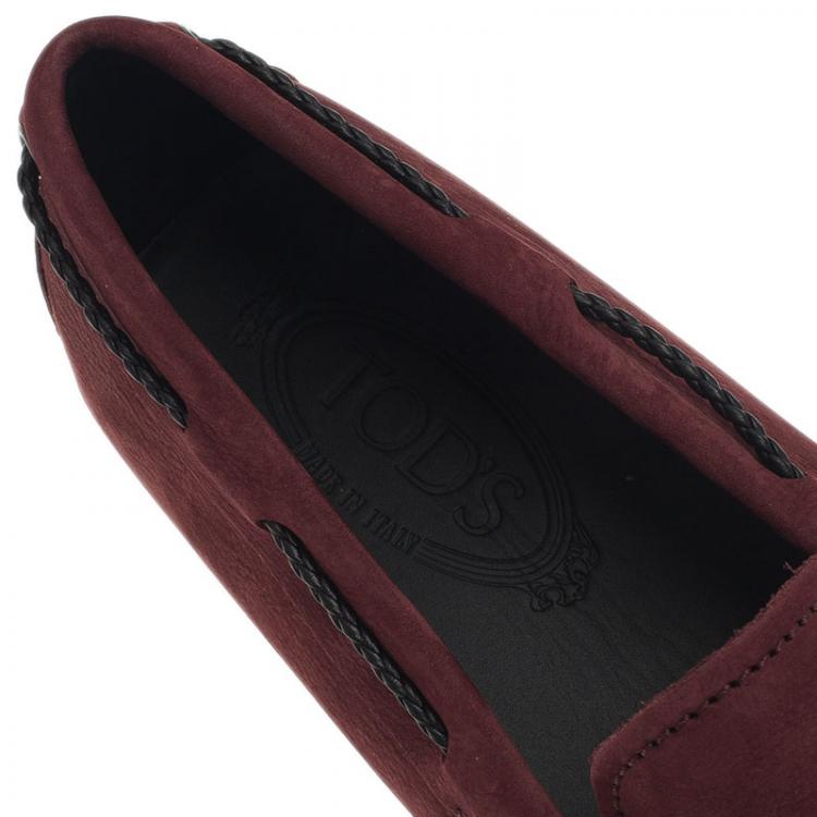 مملوكة مسبقًا Tod's Burgundy Suede Bow Loafers Size 42.5