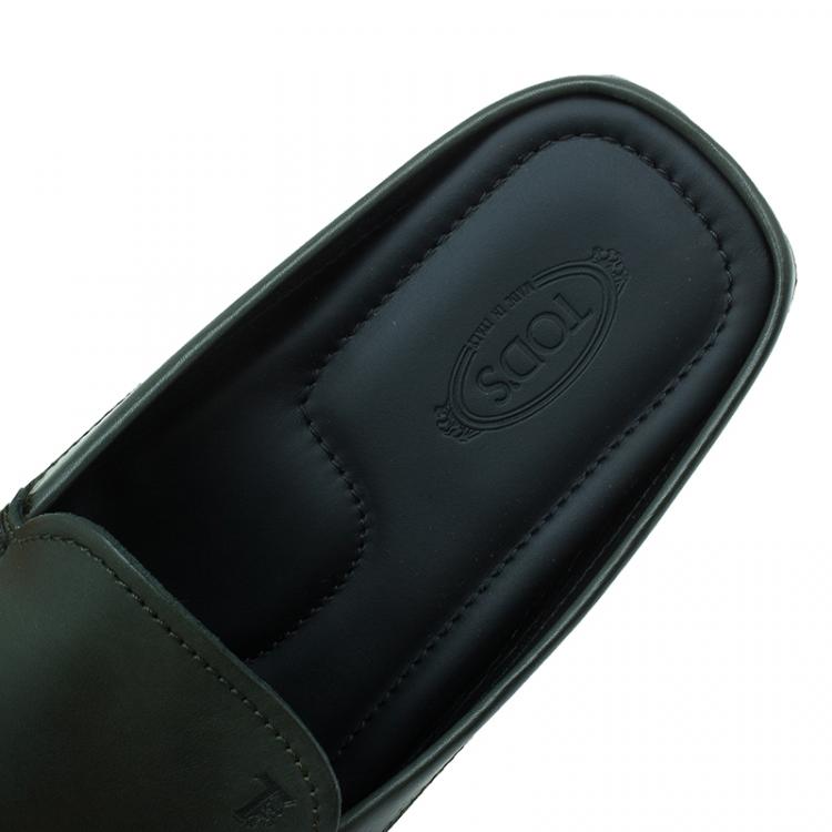 Pre Owned Tod's Olive Green Leather Slippers Size 43