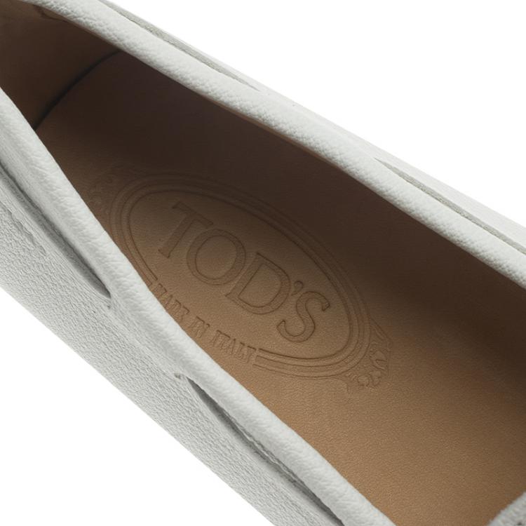 Pre Owned Tod's White Leather Bow Loafers Size 42
