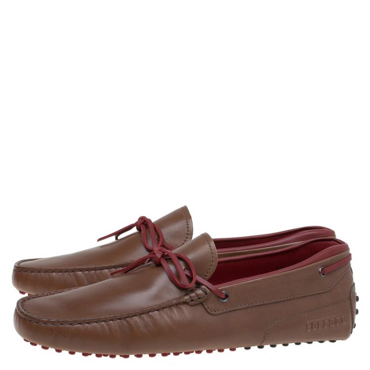 مملوكة مسبقًا Tod's For Ferrari Brown Leather Bow Loafers Size 44.5