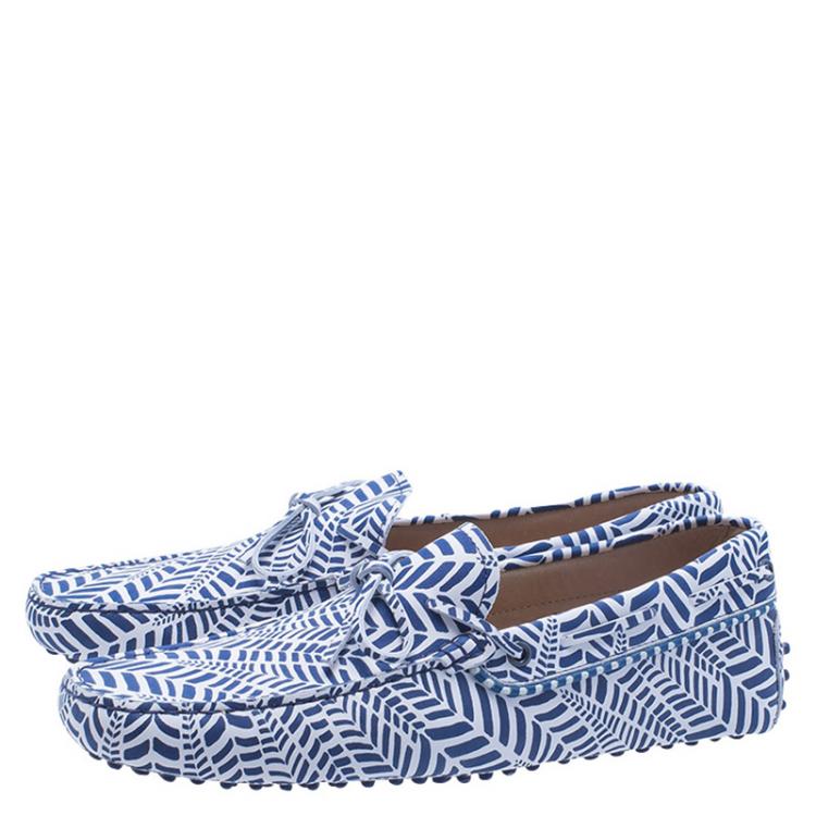 Pre Owned Tod's Blue and White Printed Leather Bow Loafers Size 43