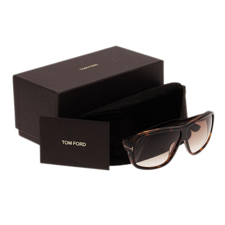 Pre Owned Tom Ford Tortoise Frame Blake Sunglasses