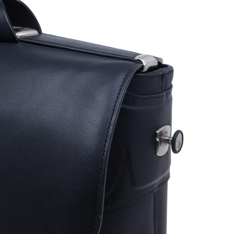 مملوكة مسبقًا Tumi Black Leather Formula T Compartment Bag