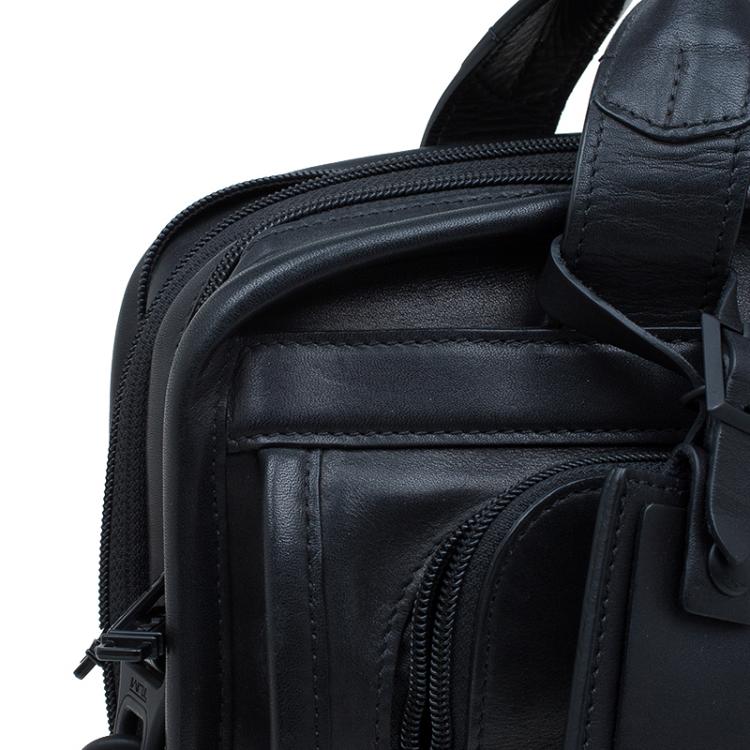 مملوكة مسبقًا Tumi Black Leather Alpha Slim Portfolio Laptop Bag 