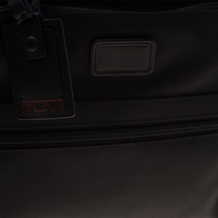 Pre Owned Tumi Black Nylon Carry On Garment Rolling Suitcase