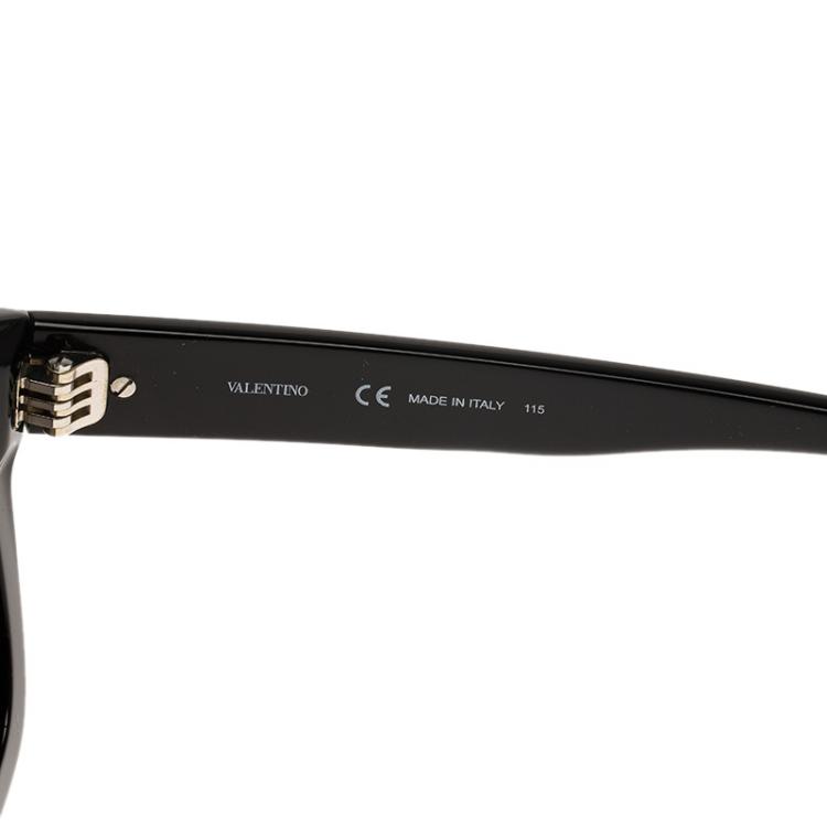 Pre Owned Valentino Black V702S Wayfarers