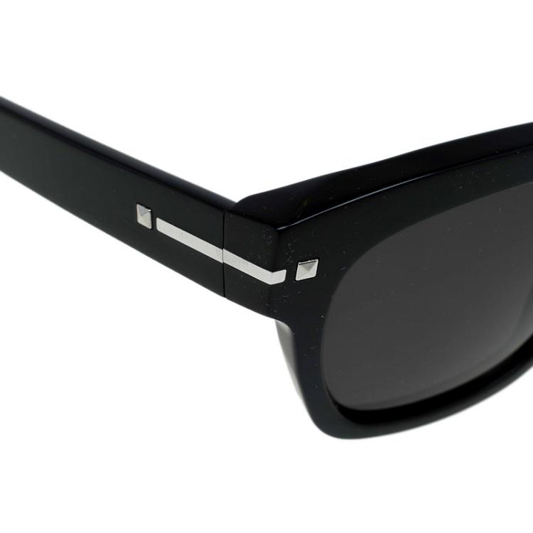 Pre Owned Valentino Black V703S Wayfarers