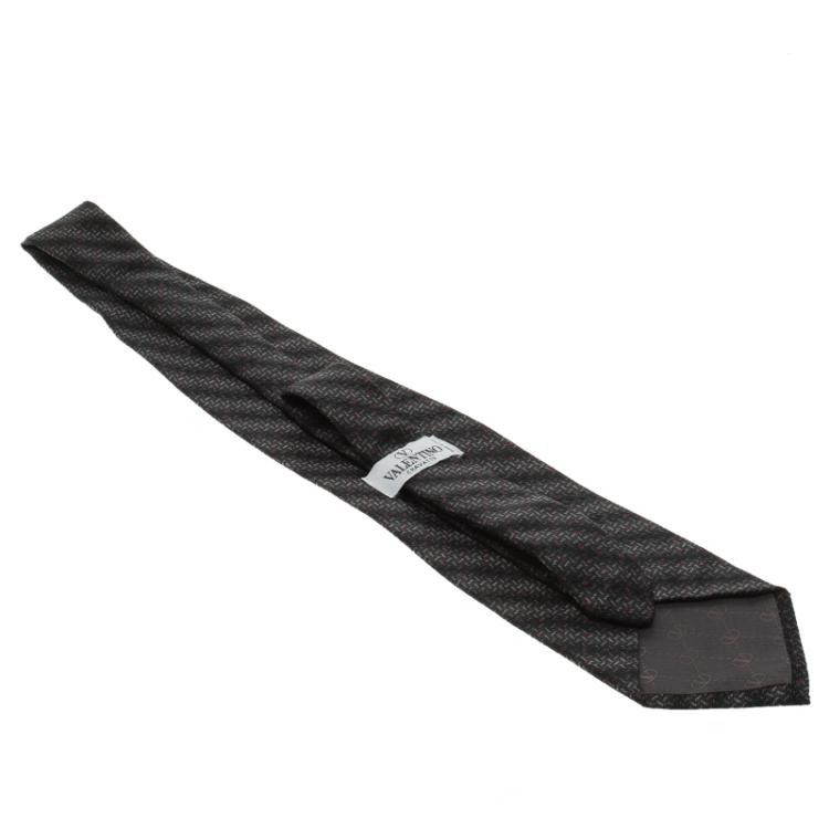 Pre Owned Valentino Monochrome Textured Dotted Traditional Silk Tie