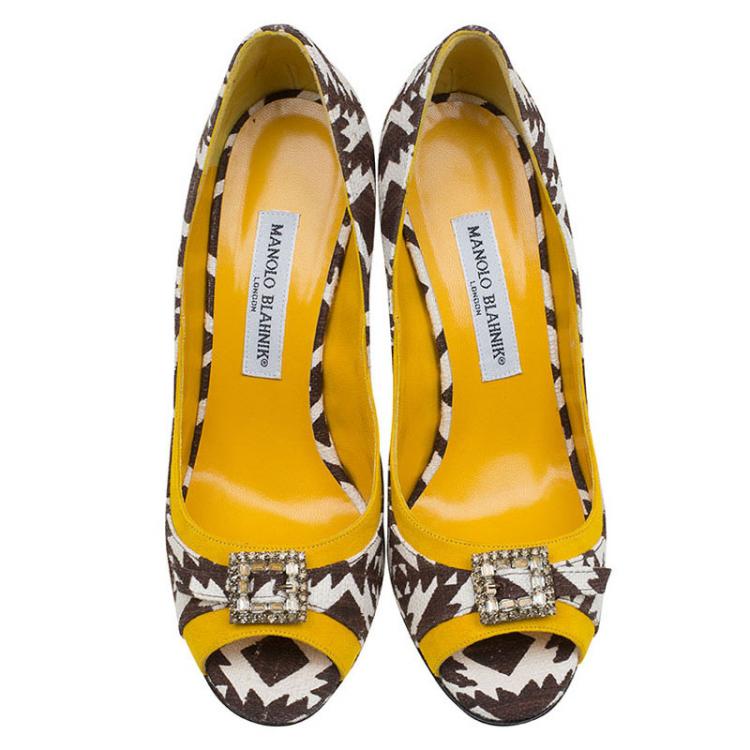 Pre Owned Manolo Blahnik Tricolor Printed Canvas Crystal Buckle Peep Toe Pumps Size 37.5