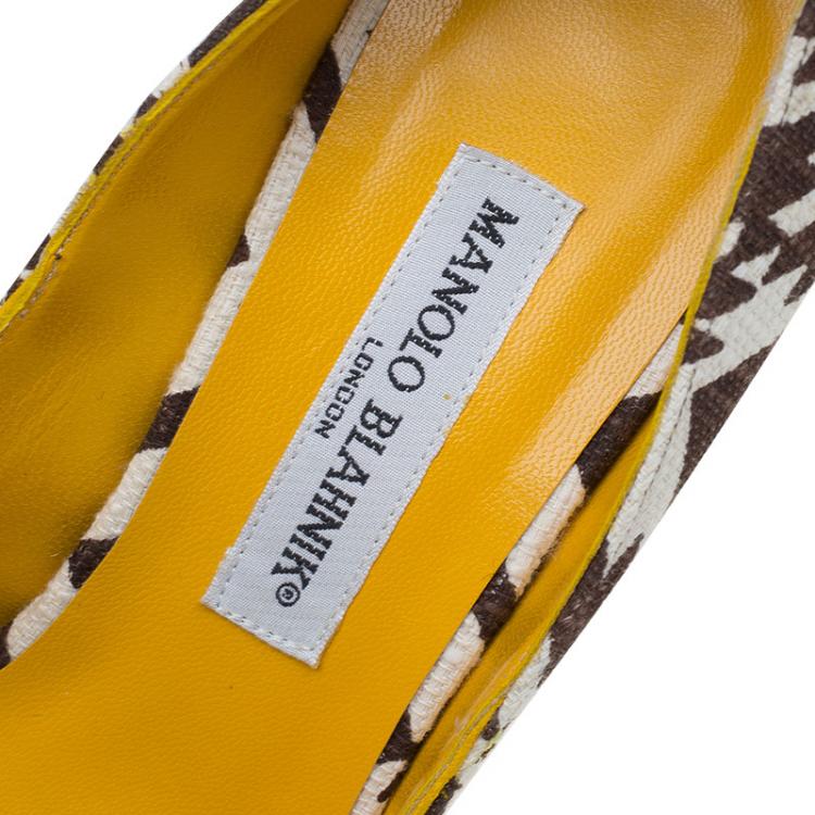 Pre Owned Manolo Blahnik Tricolor Printed Canvas Crystal Buckle Peep Toe Pumps Size 37.5