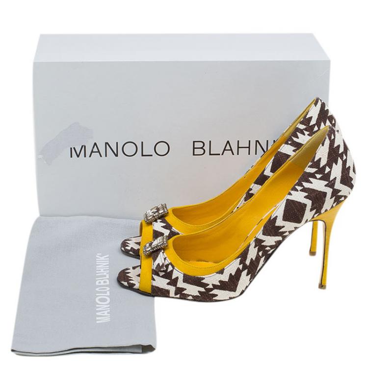 Pre Owned Manolo Blahnik Tricolor Printed Canvas Crystal Buckle Peep Toe Pumps Size 37.5