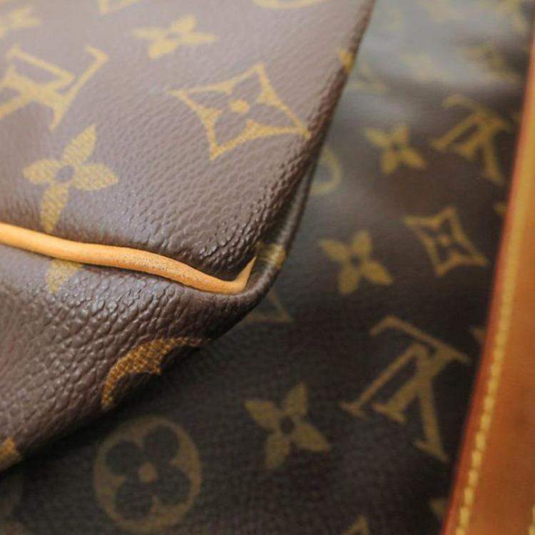 مملوكة مسبقًا Louis Vuitton Monogram Canvas Bandouliere Keepall 50