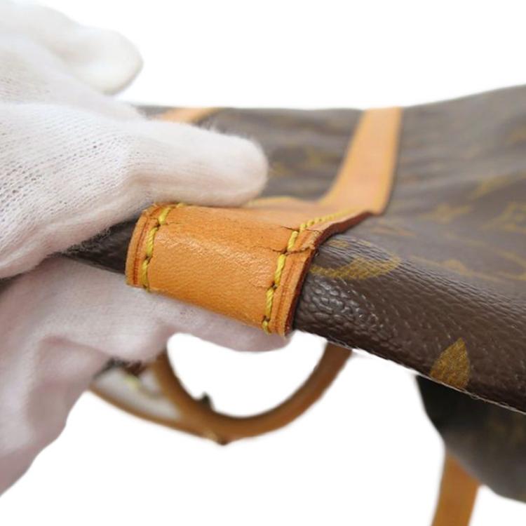 مملوكة مسبقًا Louis Vuitton Monogram Canvas Bandouliere Keepall 50