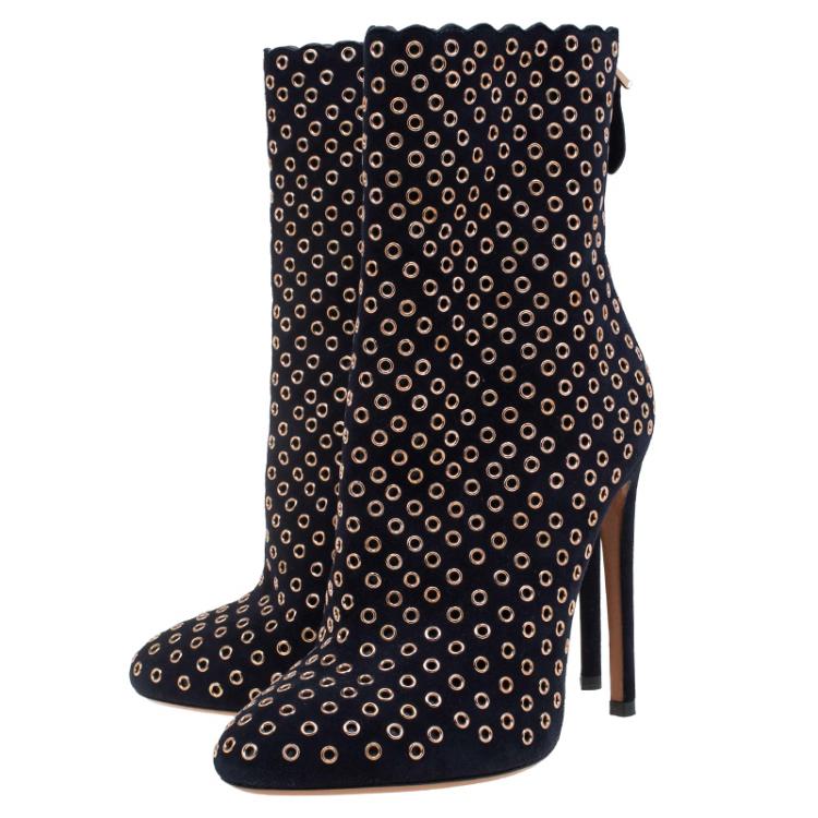 مملوكة مسبقًا Alaia Black Suede Eyelet Ankle Boots Size 38.5