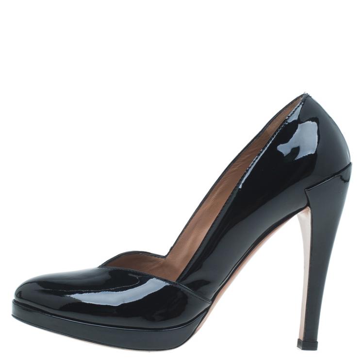 Pre Owned Azzedine Alaia Black Patent Almond Toe Pumps Size 36.5