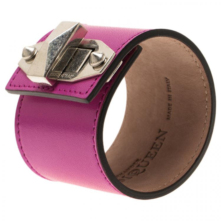 Pre Owned Alexander McQueen Turn Lock Pink Leather Bracelet