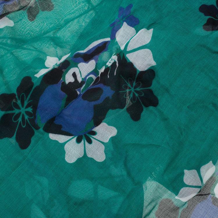 Pre Owned Alexander McQueen Green Skull Printed Square Scarf