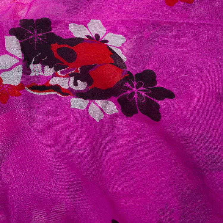 Pre Owned Alexander McQueen Pink Skull Printed Silk Square Scarf