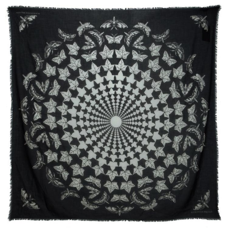 Pre Owned Alexander McQueen Black Ivy Leaf Square Scarf