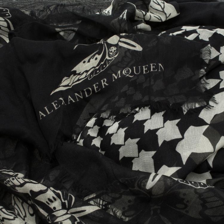 Pre Owned Alexander McQueen Black Ivy Leaf Square Scarf