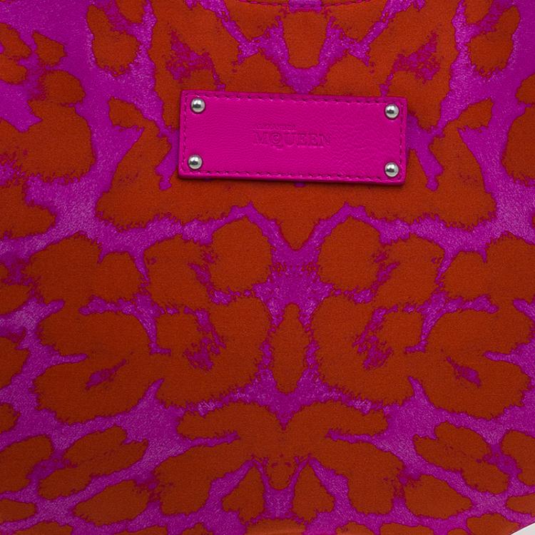 Pre Owned Alexander McQueen Red Leopard Print Satin Medium Floral De Manta Clutch
