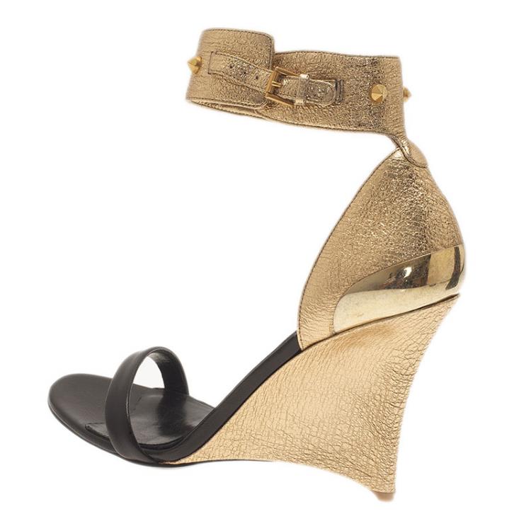 Pre Owned Alexander McQueen Two Tone Leather Studded Ankle Strap Wedges Size 40