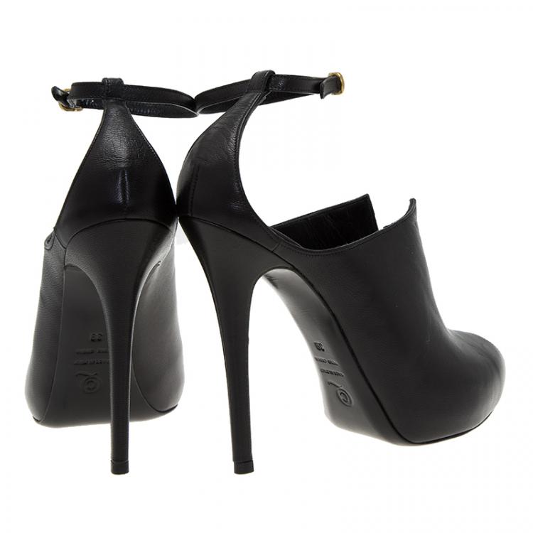 Pre Owned Alexander McQueen Black Leather Cutout Ankle Strap Booties Size 39