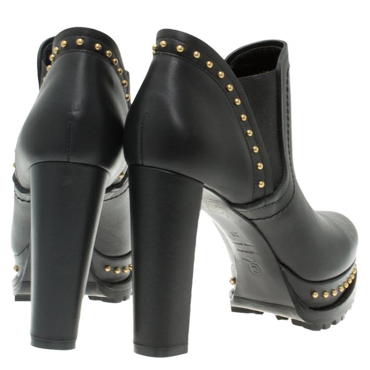 مملوكة مسبقًا Alexander McQueen Black Studded Platform Chelsea Ankle Boots Size 39