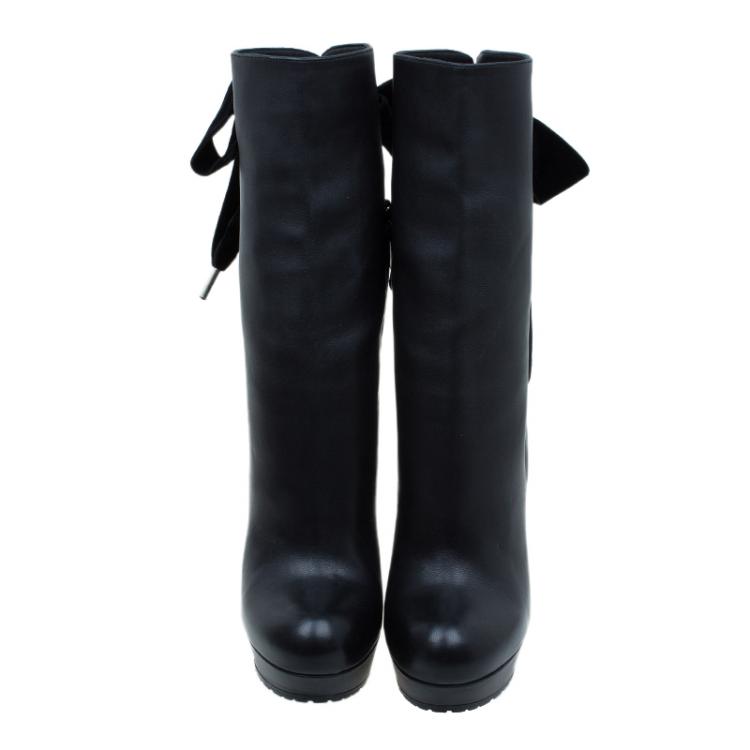 مملوكة مسبقًا Alexander McQueen Black Leather Bowtie Platform Ankle Boots Size 38.5