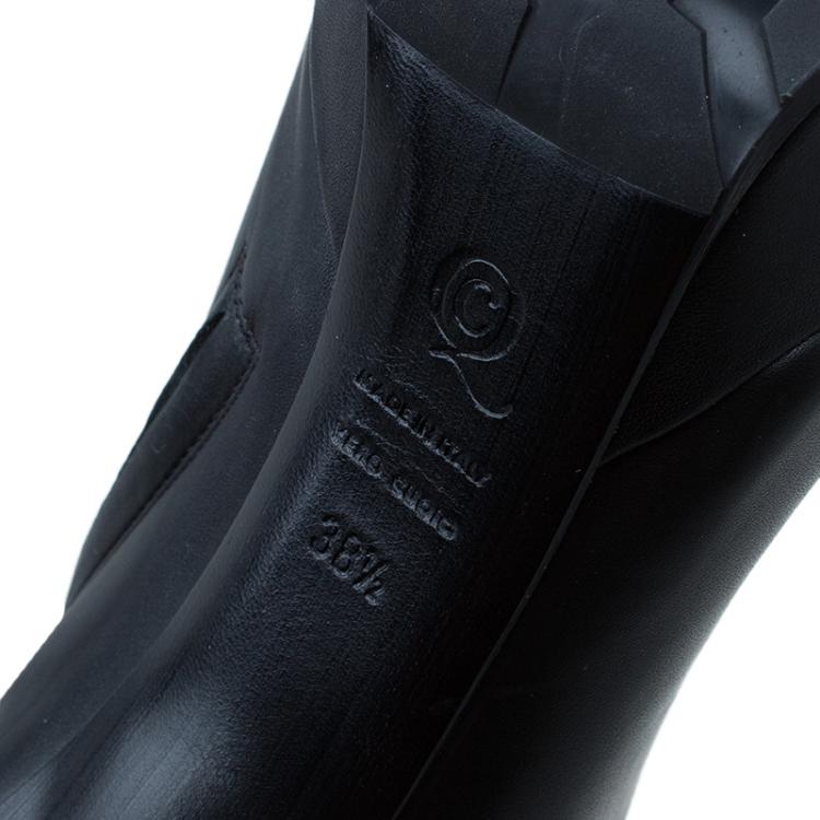 مملوكة مسبقًا Alexander McQueen Black Leather Bowtie Platform Ankle Boots Size 38.5