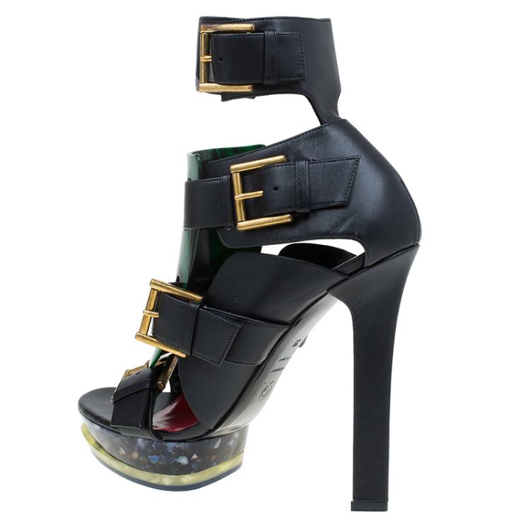 مملوكة مسبقًا Alexander McQueen Black Leather Plexi Plaque Strappy Platform Sandals 39