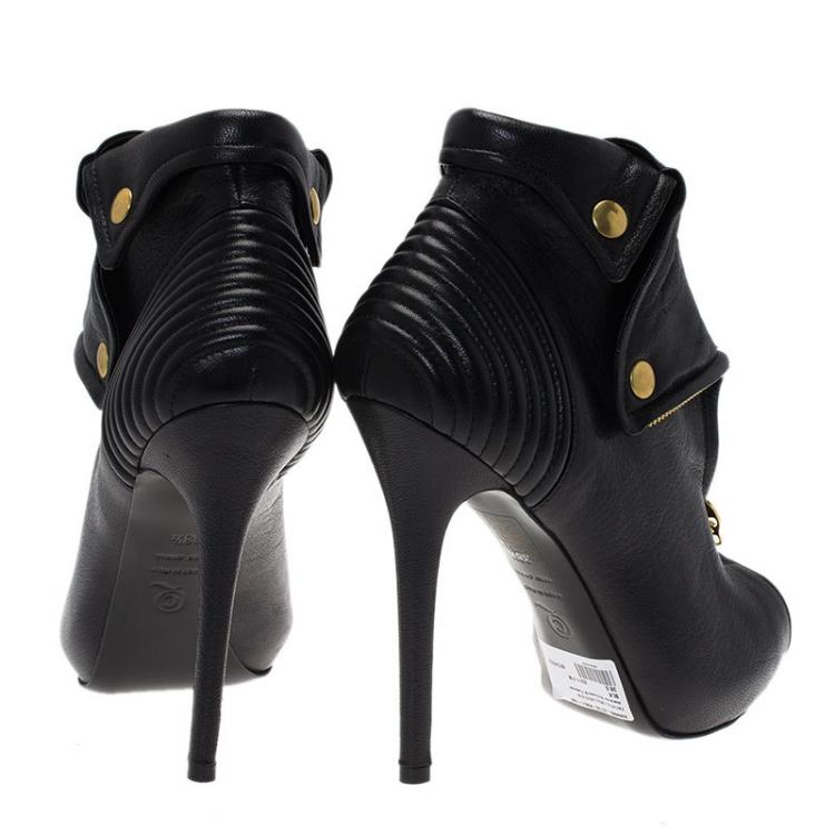 Pre Owned Alexander McQueen Black Leather Faithful Skull Peep Toe Ankle Boots Size 38.5