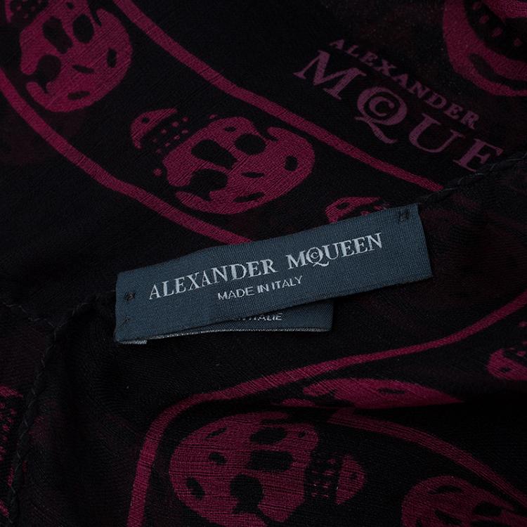 Pre Owned Alexander McQueen Black and Pink Silk Skull Print Scarf