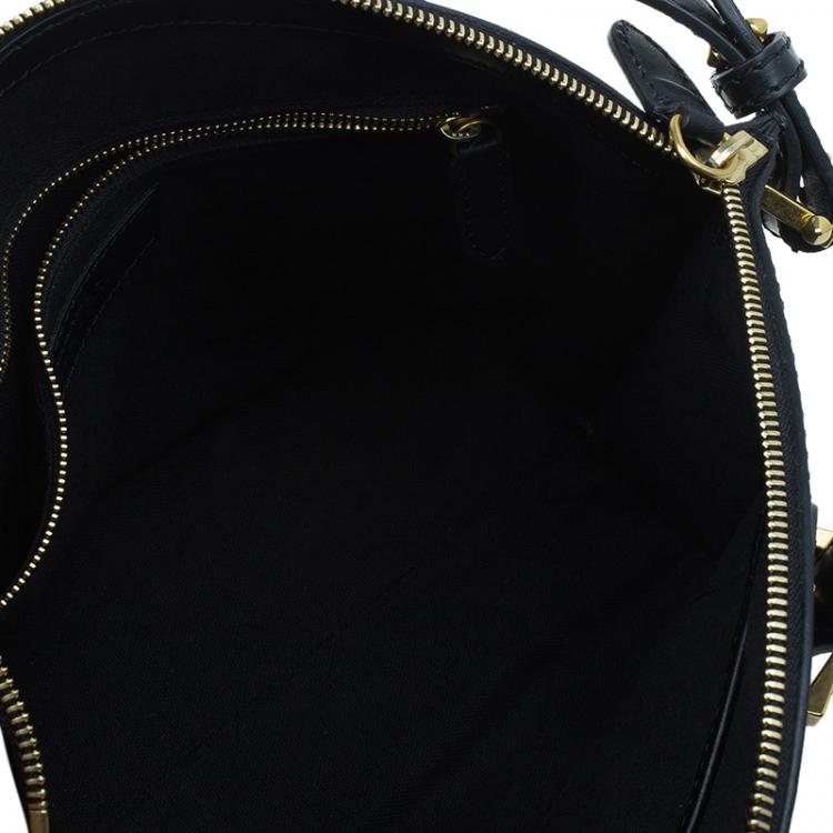مملوكة مسبقًا Alexander McQueen Black Calf Leather Small Legend Tote